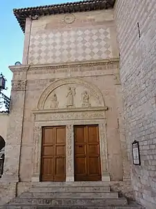 Oratoire Saint-Bernardin (seconde moitié du XVe siècle), façade.