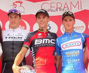 Podium de l'édition 2015 du Grand Prix Pino Cerami : Danny van Poppel (2e), Philippe Gilbert (1er) et Tom Devriendt (3e).