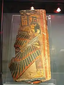 fragment d'un sarcophage