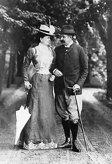 Sophie et François-Ferdinand en promenade