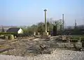 Les vestiges de l'ancienne église.