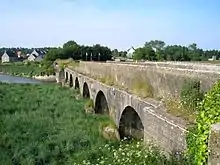 Le pont de la Roque.