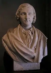 Buste de Charles-Julien Lioult de Chênedollé« Buste de Lioult de Chênedollé à Vire », sur À nos grands hommes,« Buste de Lioult de Chênedollé à Vire », sur Collections du réseau des musées de Normandie