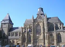 Église de l'Abbaye Notre-Dame d'Évron