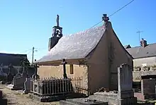 Chapelle dans un cimetière