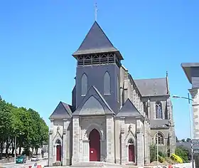 Église Saint-Georges de Villaines-la-Juhel