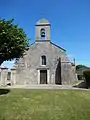 Église Saint-Germain du XIe siècle, remaniée au  XVIIe siècle.