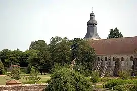 L'église vue du jardin.