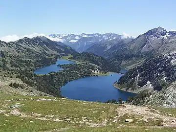 Les lacs d'Aubert et d'Aumar.