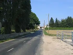 Entrée de L'Échelle-le-Franc depuis Montmirail.