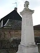 Le monument aux morts.