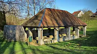 Le lavoir rénové.