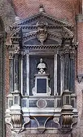 Le monument de Girolamo Venier.