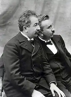 Auguste et Louis Lumière.