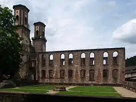 Ruines de l'église abbatiale