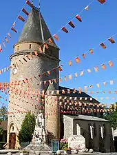 Église Sainte-Radegonde de Frayssinet-le-Gélat.
