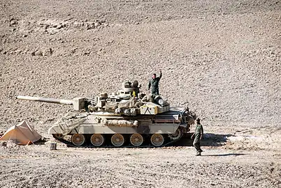 Char AMX-30 B2 du 4e régiment de dragons près d'As Salman, en Irak.
