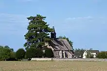 L'église Saint-Just-et-Sainte-Anne.