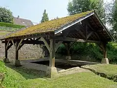 Lavoir, rue de l'Automne.