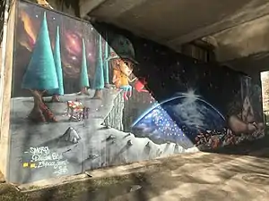 La fresque sous le pont, côté Croissy-sur-Seine.