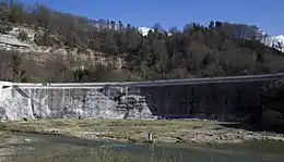 Vue du barrage de la Maigrauge