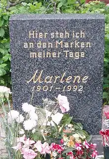 Tombe de Marlene Dietrich à Berlin.