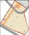 Zone de l’ancien cimetière de Merian. Les fouilles de 1984 sont marquées en couleur. Bleu: zone se rattachant à la phase récente, vert: phase ancienne, rouge: sépulture de Théo.