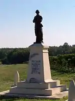 Poilu au repos (monument aux morts)