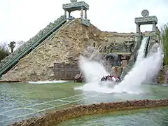 Fuga da Atlantide à Gardaland. Shoot the Chute modèle SuperSplash.