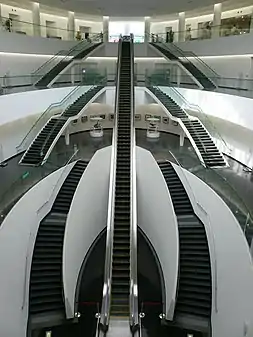 Escalator principal