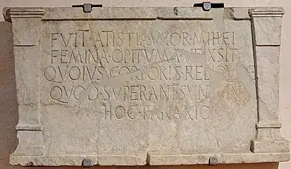 Stèle funéraire de la boulangère Atistia