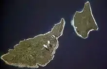 Futuna et Alofi vues depuis l'espace (image orientée vers l'ouest).