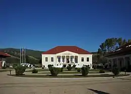 Manoir du baron Nopcsa à Fărcădin aujourd'hui « Centre de développement durable du pays de Hațeg et du Retezat ».