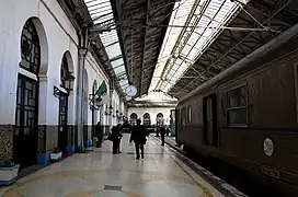 Intérieur de la gare.