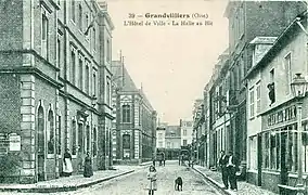 Grandvilliers, avant les destructions de la Seconde Guerre mondiale.