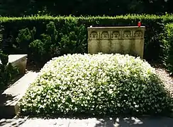 La tombe de Gabrielle Coco Chanel.