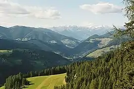 Vue du val Badia depuis La Valle.