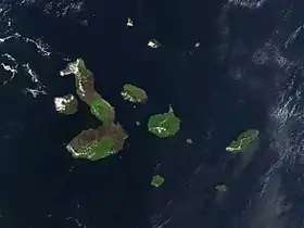 Photo satellitaire des Galápagos - Roca Redonda se trouve à la pointe nord-ouest d'Isabela
