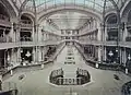 La grande galerie vers 1920