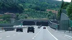 Le tunnel de Gardelletta sur la variante di Valico, trois kilomètres avant le début du tronçon à chaussées séparées (en direction sud).