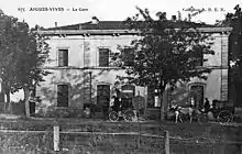 Vue du bâtiment voyageurs vers 1900.