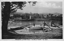 Le canal et sa traille, à Crépieux dans les années 1900.