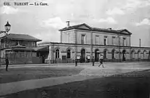 Place et bâtiment voyageurs