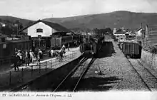 Intérieur de la gare vers 1900, arrivée de l'Express