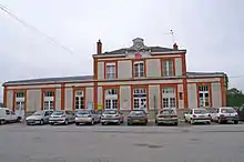 Bâtiment voyageurs vu du boulevard de la gare.