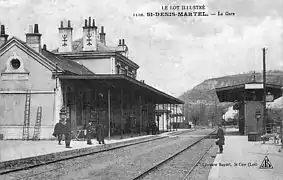 Bâtiment voyageurs vers 1900.