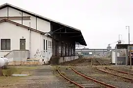 Halle à marchandises.