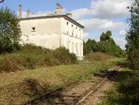 Quai de la gare de Condé-sur-Noireau.