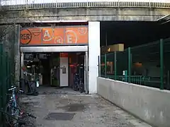 Accès Quartier des Alouettes (donnant sur le quai Paris).