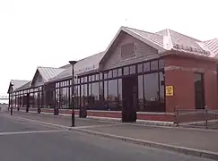 Le bâtiment rénovéDe la rue Notre-Dame, on ne voit que l'étage.